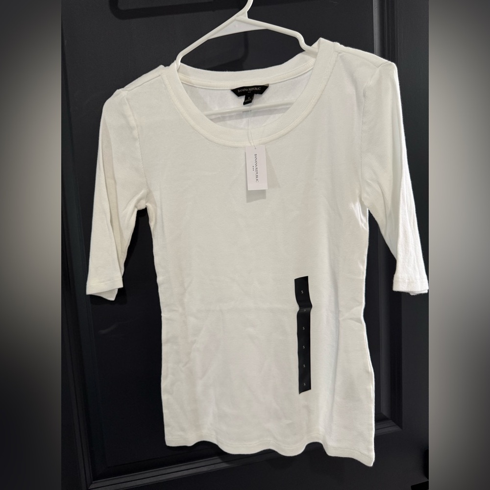 Banana Republic quarter sleeve tee small